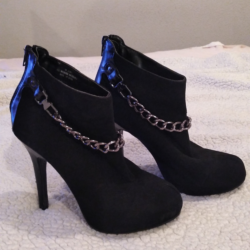 Black Suede Bootie with Silver Chains SZ 7.5